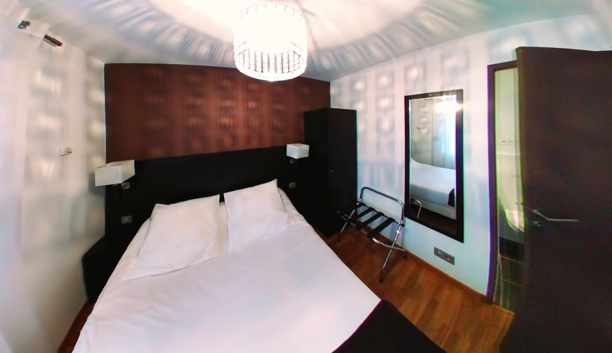 Hotel Au Bon Coin Cloyes-sur-le-Loir Zewnętrze zdjęcie